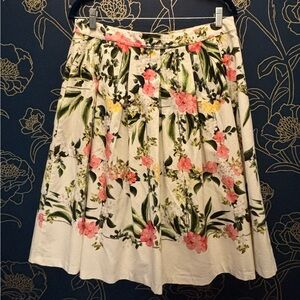 TALBOTS box pleated FLORAL skirt PINK size 10 machine washable GREEN